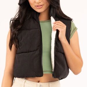 NWOT Sherpa Lined Reversible Crop Puffer Vest